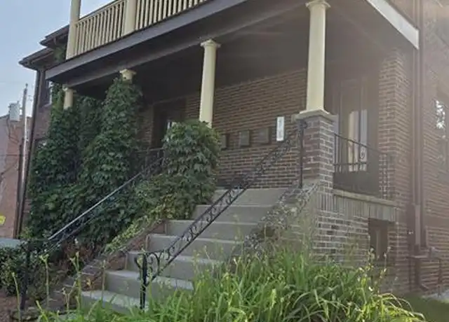 Property at 240 Waverley Ave Unit Front, Watertown, MA, 02472, 1 bed, 1 bath, [object Object]