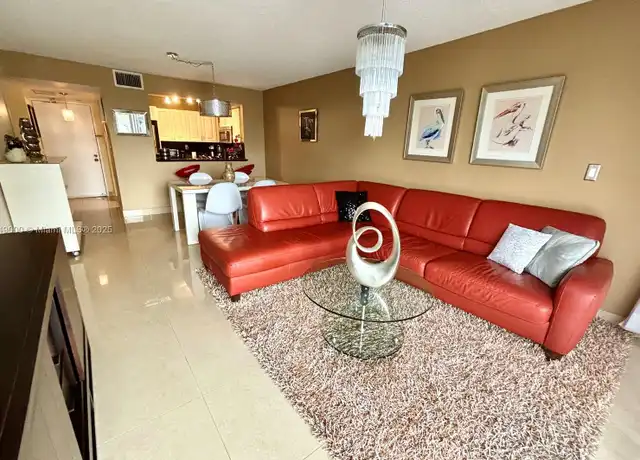 Property at 3031 N Ocean Blvd #308, Fort Lauderdale, FL, 33308, 1 bed, 1 bath, [object Object]