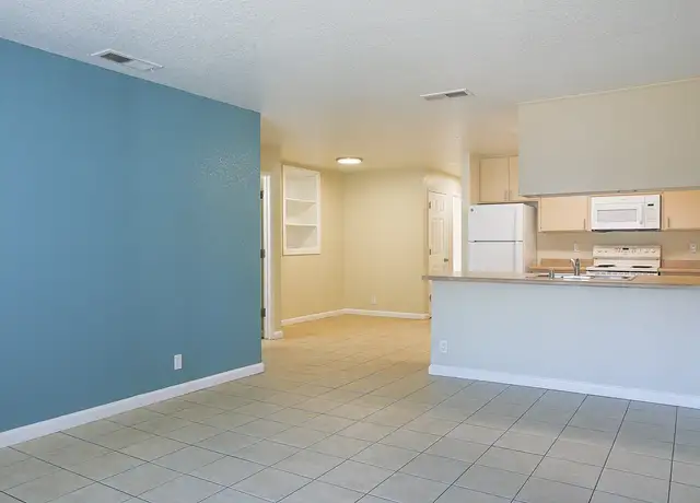 Photo of 1145 W 9th St, Chico, CA 95928
