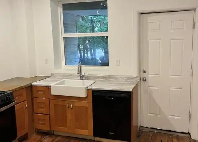 Property at 7304 Forest Way, Pittsburgh, PA, 15208, 2 beds, 1 bath, [object Object]