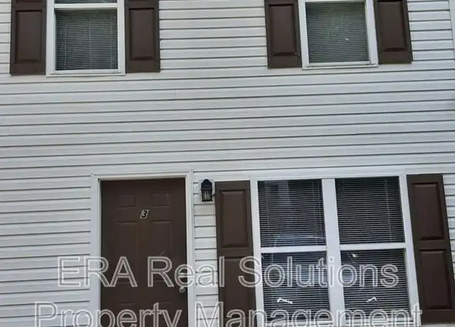 Property at 319 Bigelow St, Hillsboro, OH, 45133, 2 beds, 1.5 baths, [object Object]