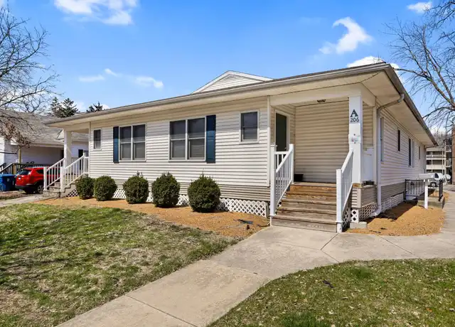Property at 206 W William St Unit A, Champaign, IL, 61820, 4 beds, 4 baths, [object Object]