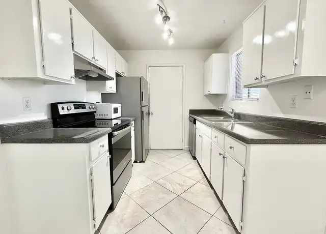 Property at Mission Springs at Scottsdale - 16818 N 56th St, Scottsdale, AZ, 85254, 2 beds, 2 baths, [object Object]