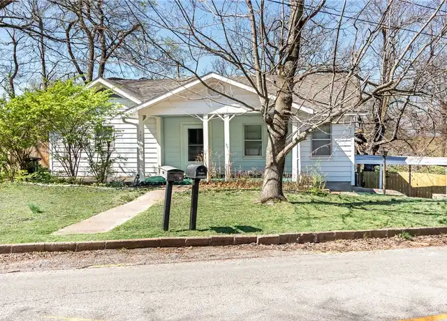 Property at 583 N Assembly Dr #2, Fayetteville, AR, 72701, 2 beds, 1 bath, [object Object]