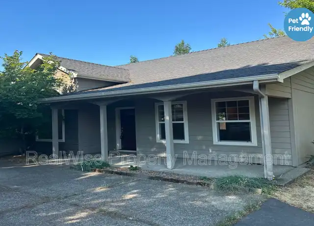 Property at 115 Wagon Wheel Dr, Grants Pass, OR, 97527, 3 beds, 2 baths, [object Object]