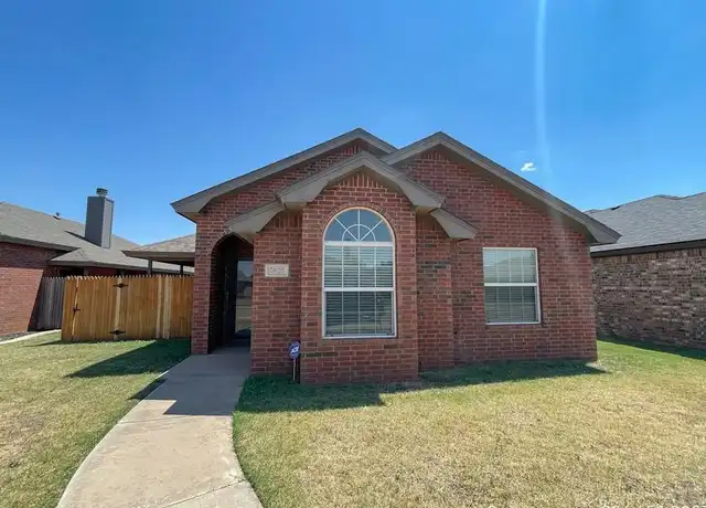 Property at 5829 103rd St, Lubbock, TX, 79424, 3 beds, 2 baths, [object Object]