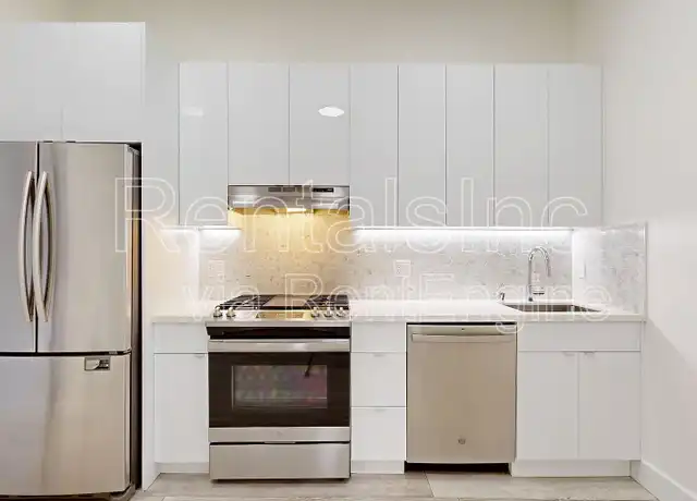 Property at 759 6th Ave Unit 2, San Francisco, CA, 94118, 2 beds, 2 baths, [object Object]