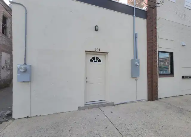 Property at 101 North St Unit D, Kinston, NC, 28501, 1 bed, 1 bath, [object Object]