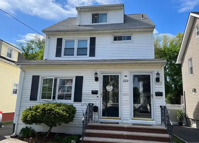 Property at 323 Willow Ave Unit 2, Lyndhurst, NJ, 07071, 2 beds, 1 bath, [object Object]