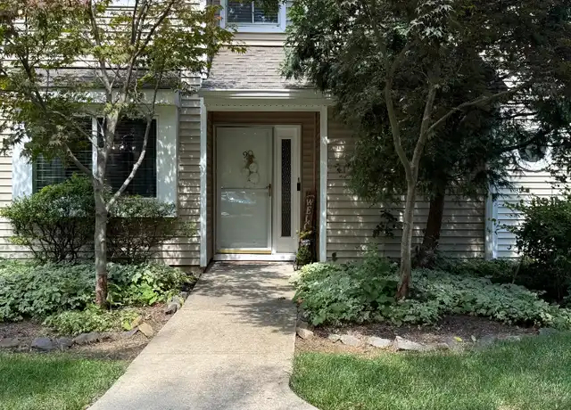 Property at 9 Arrowwood Ln, Monmouth Junction, NJ, 08852, 2 beds, 2 baths, [object Object]