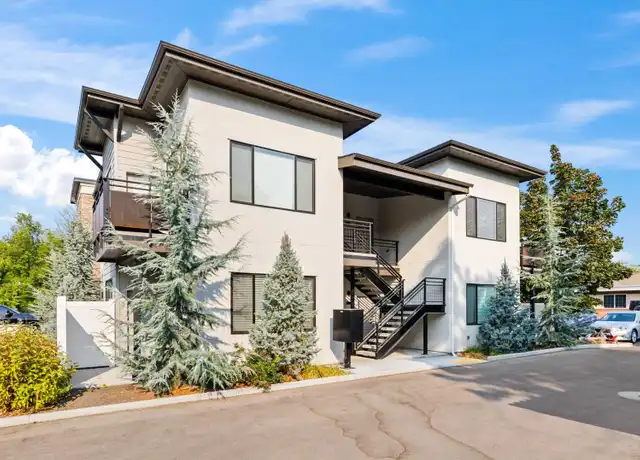 Property at 174 S Kestrel Pl Unit 203, Eagle, ID, 83616, 2 beds, 2 baths, [object Object]
