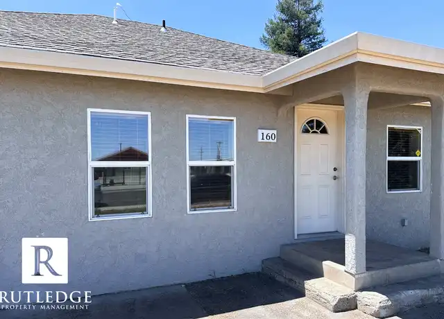 Property at 160 Haskell St, Central Point, OR, 97502, 3 beds, 2 baths, [object Object]