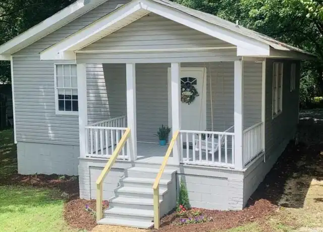 Property at 306 11th Ave NE, Graysville, AL, 35073, 2 beds, 1 bath, [object Object]