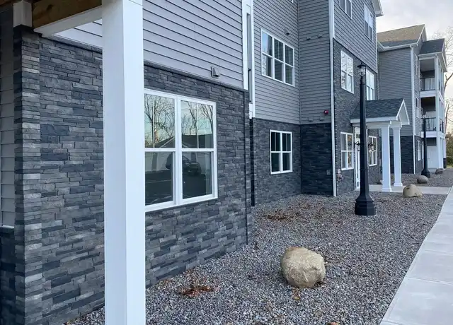Property at Lakewood Crest - 611 Old Liverpool Rd, Liverpool, NY, 13088, 1 bed, 1 bath, [object Object]