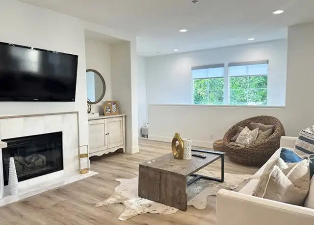 Property at 180 Hayward, Irvine, CA, 92602, 3 beds, 2 baths, [object Object]