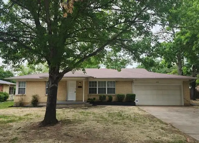 Property at 6404 Martha Ln, Fort Worth, TX, 76112, 4 beds, 2 baths, [object Object]