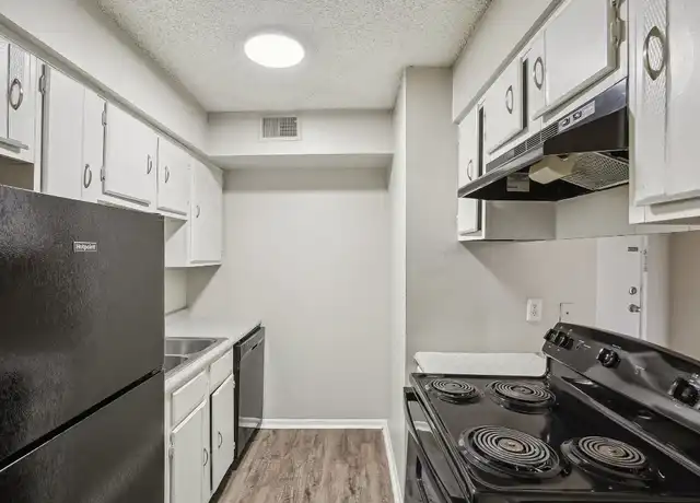Property at Flats at Wildwood - 8620 E Utopia Dr, Raytown, MO, 64138, 1 bed, 1 bath, [object Object]