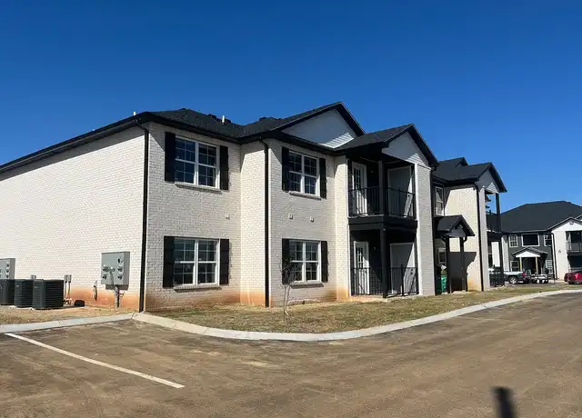 Property at The Nash - 6567 Nashville Rd, Bowling Green, KY, 42101, 2 beds, 2 baths, [object Object]
