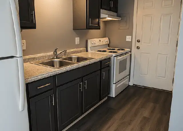 Property at 116 N Grimes St Apt G, Middletown, OH, 45042, 1 bed, 1.5 baths, [object Object]