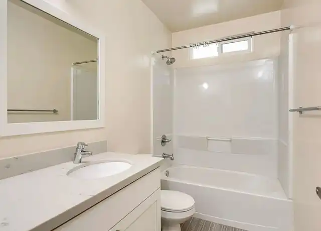 Property at 303 N Oakland Ave Unit 6, Pasadena, CA, 91101, 1 bed, 1 bath, [object Object]