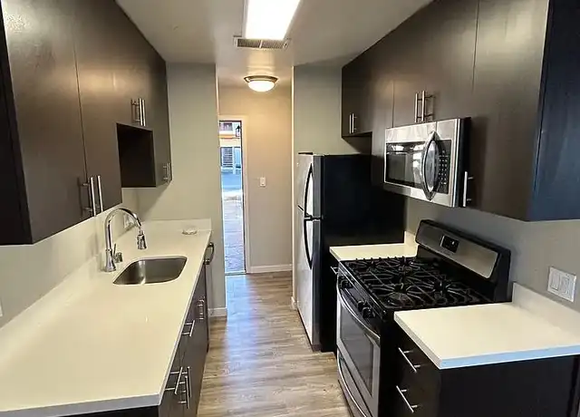 Property at Riverbend Apartments - 555 Douglas St, West Sacramento, CA, 95605, 2 beds, 1 bath, [object Object]