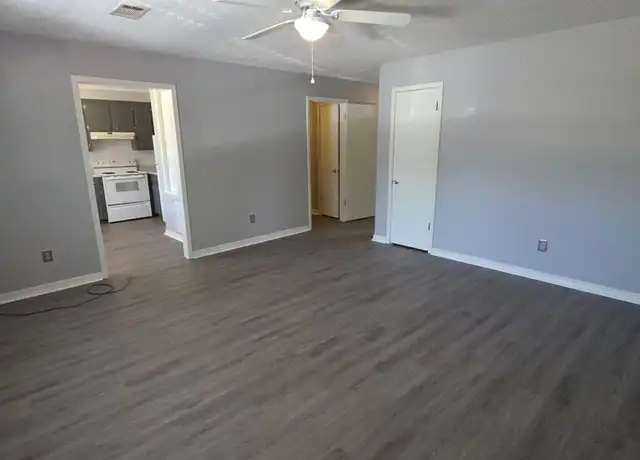 Property at 502 N Erie Ave Unit 508, Russellville, AR, 72801, 2 beds, 1 bath, [object Object]