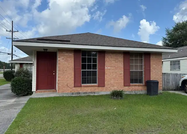 Property at 100 Parkway North Dr, Slidell, LA, 70458, 3 beds, 1.5 baths, [object Object]