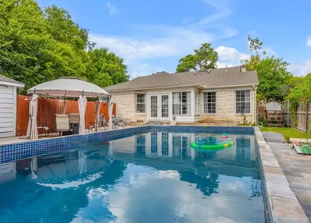 Property at 2240 Lawndale Dr, Dallas, TX, 75211, 3 beds, 3 baths, [object Object]