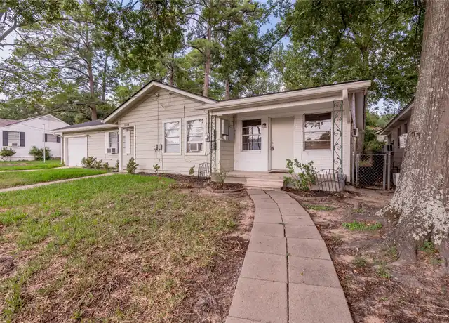 Property at 1412 22nd St Unit A, Huntsville, TX, 77340, 3 beds, 1 bath, [object Object]