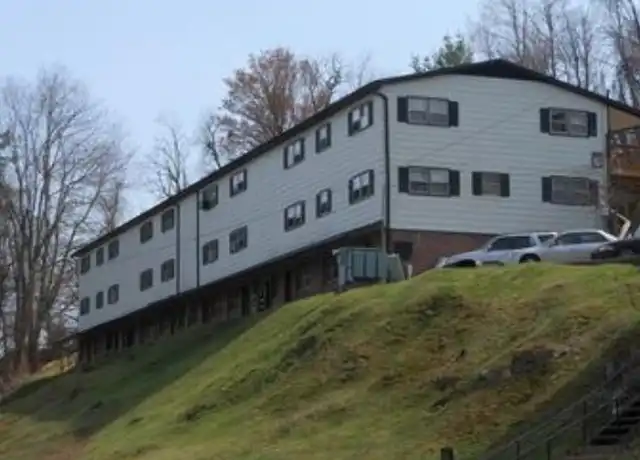 Property at 323 Charlotte Ann Ln, Boone, NC, 28607, 1 bed, 1 bath, [object Object]