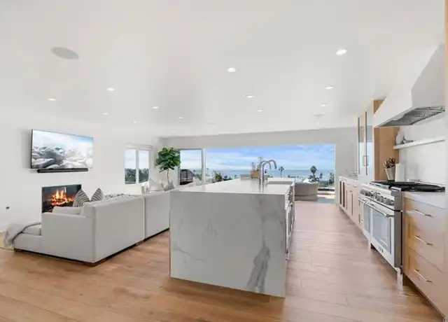 Property at 2172 Oxford Ave, Cardiff by the Sea, CA, 92007, 3 beds, 3.5 baths, [object Object]