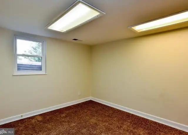 Property at 6703 41st Ave, University Park, MD, 20782, 1 bed, 1 bath, [object Object]