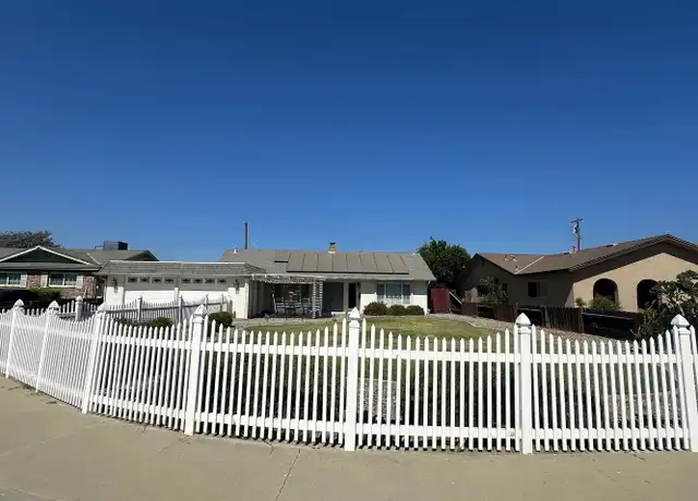 Property at 473 W Deodar Ln, Lemoore, CA, 93245, 3 beds, 2 baths, [object Object]