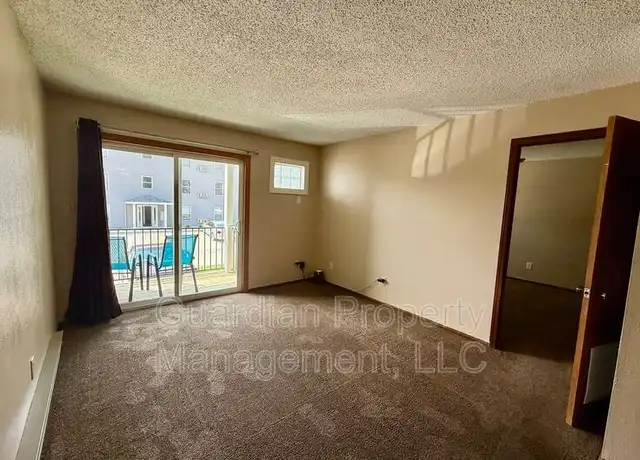 Property at 1010 N Walnut St Unit 7, Maryville, MO, 64468, 1 bed, 1 bath, [object Object]
