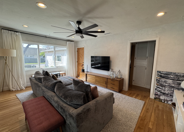 Photo of 6509 Fairman St, Lakewood, CA 90713