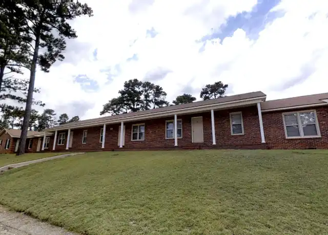 Property at 369 Crabapple Cir Unit 98, Fayetteville, NC, 28303, 2 beds, 1 bath, [object Object]