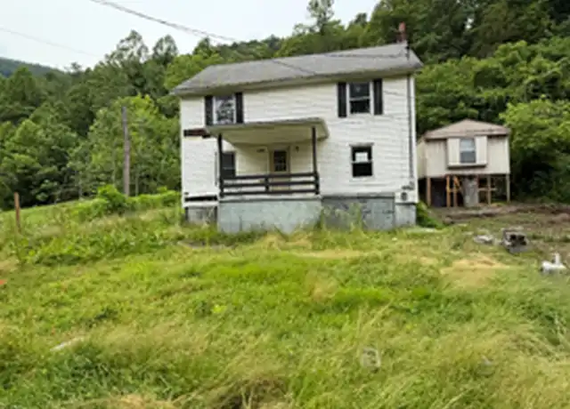 Property at 1621 Dawson Ave W, Big Stone Gap, VA, 24219, 3 beds, 2 baths, [object Object]