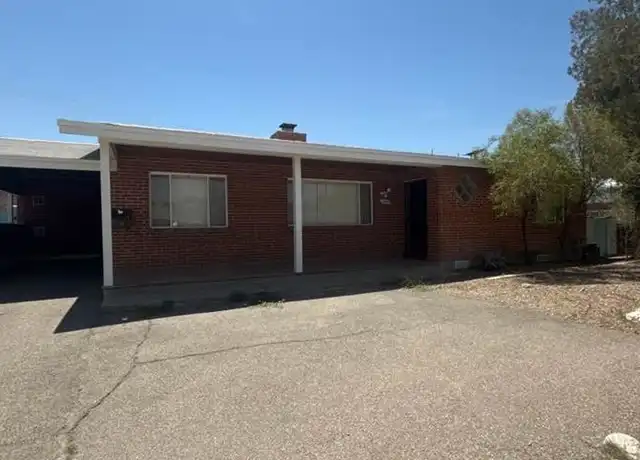 Property at 2212 E La Mirada St, Tucson, AZ, 85719, 6 beds, 3 baths, [object Object]