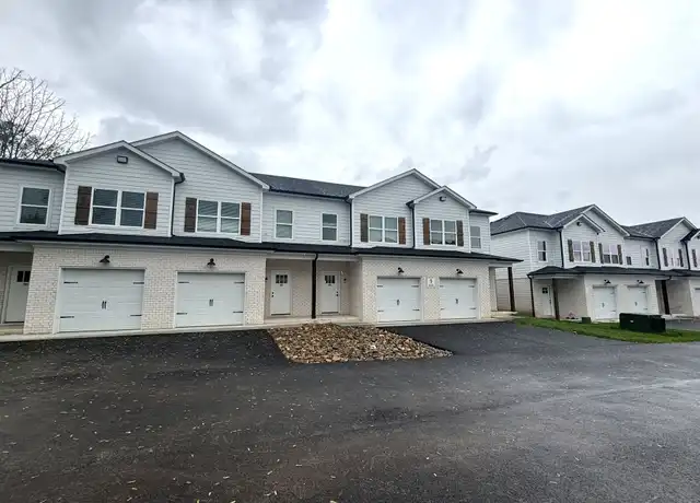 Property at 632 Cumberland Pointe Ln Unit 513, Bowling Green, KY, 42103, 2 beds, 2.5 baths, [object Object]