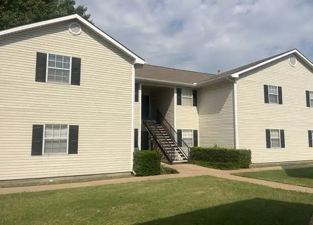 Property at 125 NE Johnson Ave Unit 3, Burleson, TX, 76028, 2 beds, 2 baths, [object Object]