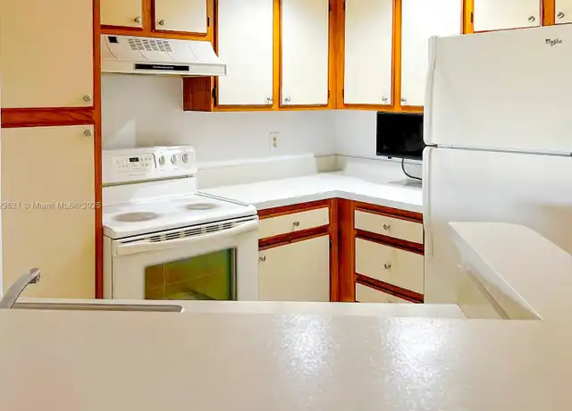 Property at 12400 Vista Isles Dr #1426, Plantation, FL, 33325, 1 bed, 1 bath, [object Object]