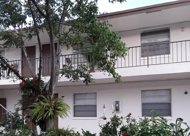 Property at 6551 SW 46th St Unit 4, Davie, FL, 33314, 2 beds, 2 baths, [object Object]