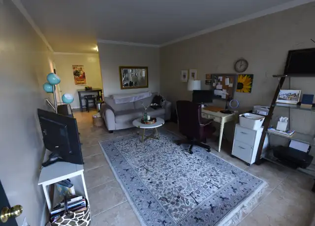 Property at 55 Hanover Cir Unit 205, Birmingham, AL, 35205, 1 bed, 1 bath, [object Object]
