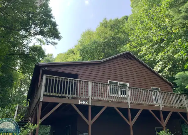 Property at 1482 NC Highway 105 Byp, Boone, NC, 28607, 3 beds, 2 baths, [object Object]