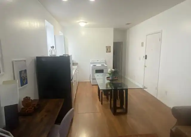 Property at 854 N High St Unit D, Columbus, OH, 43215, 2 beds, 1 bath, [object Object]