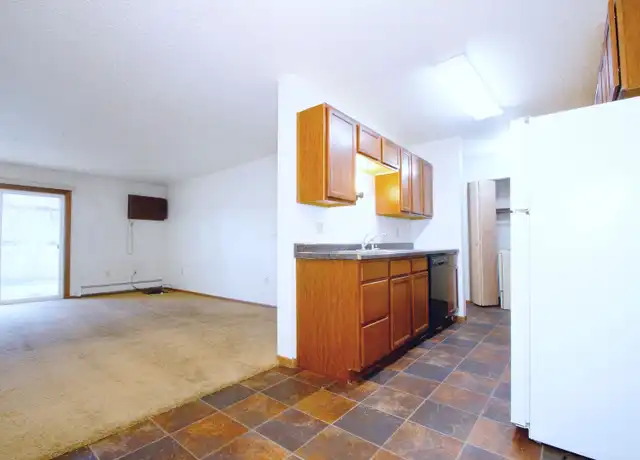 Property at 2715 Hawken St, Bismarck, ND, 58503, 2 beds, 1 bath, [object Object]