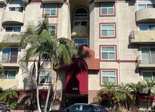 Property at 620 S Gramercy Pl, Los Angeles, CA, 90005, 1 bed, 1 bath, [object Object]