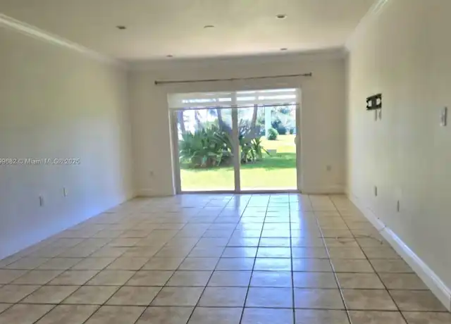 Property at 7480 Miami Lakes Dr Unit G104, Miami Lakes, FL, 33014, 2 beds, 2 baths, [object Object]