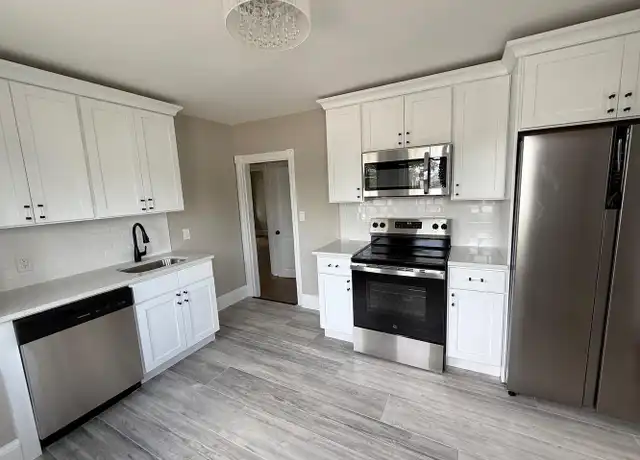 Property at 675 N Broad St Apt B, Woodbury, NJ, 08096, 3 beds, 1 bath, [object Object]