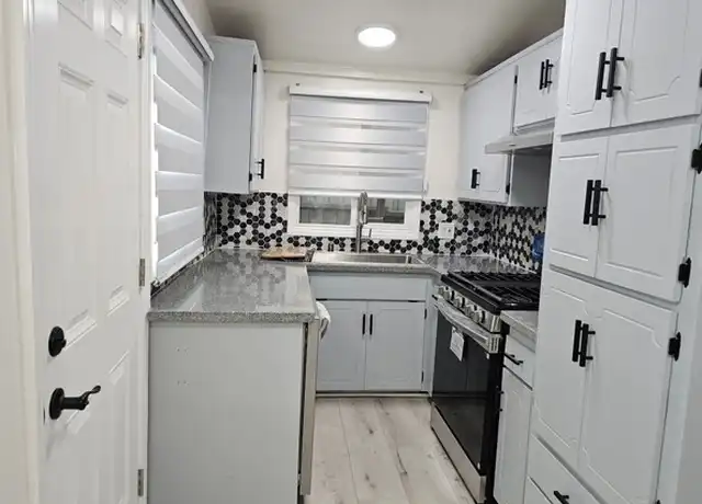 Property at 2547 Hermosa Ave, Montrose, CA, 91020, 2 beds, 1 bath, [object Object]